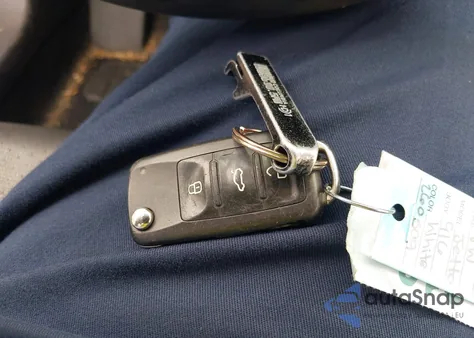 2017 Volkswagen Jetta 1.4T Se из США, поврежденный, VIN 3VWDB7AJXHM363696